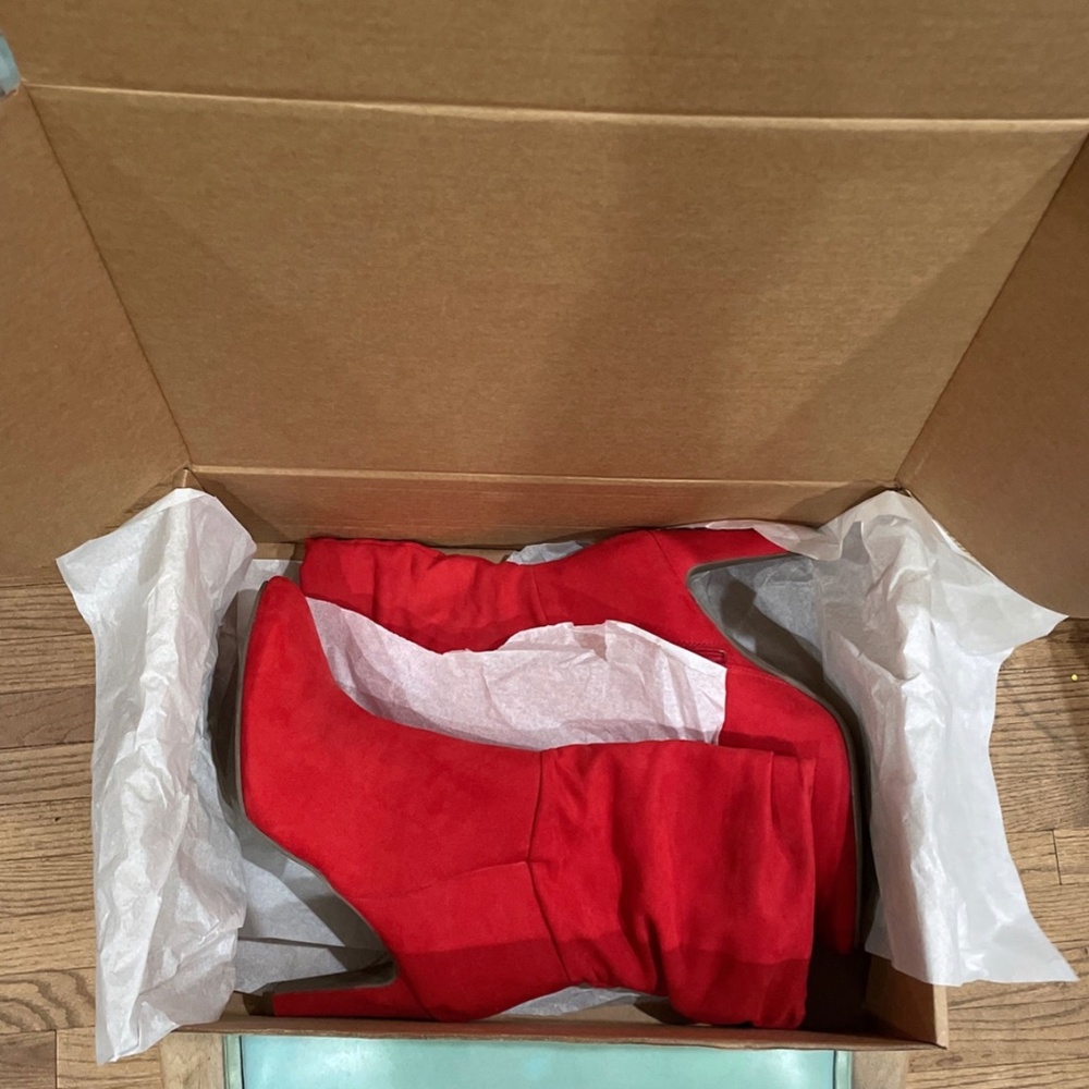 Red boot heels (Size: 9.5)